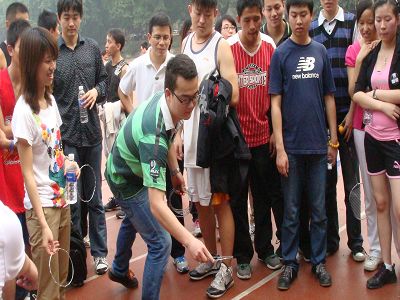 展团队风采，显个人魅力——记重庆大学法学院2011级研究生趣味运动会