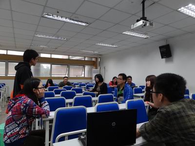 公共管理学院2012届研究生辩论队纳新工作圆满结束