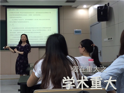 重庆大学“情系母校，青春点滴”毕业季微视频大赛成功举行