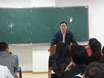 法学院2012届毕业研究生就业动员大会顺利召开