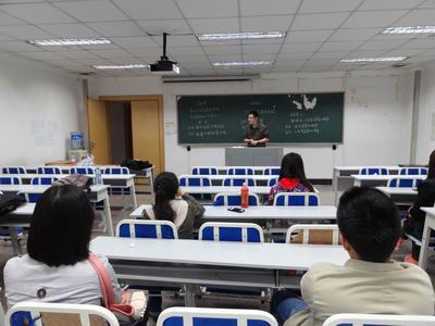 公共管理学院2012届研究生辩论队纳新工作圆满结束