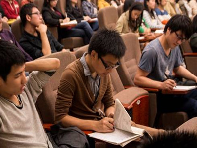 致就业,助力国考——重庆大学公职就业指导之国考公益讲座圆满结束