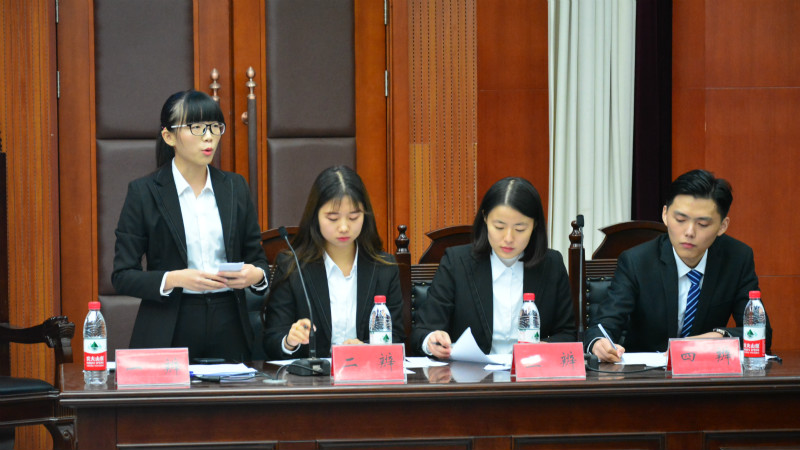 重庆大学第七届“能研善辩”研究生辩论赛半决赛暨学术道德专场比赛落幕