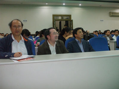 黄锡生教授“‘两型社会’建设与各社会主体的责任”讲座顺利举行