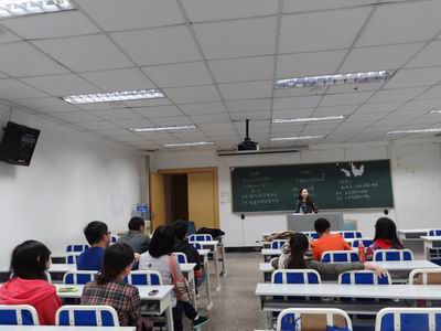 公共管理学院2012届研究生辩论队纳新工作圆满结束