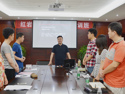 感受历史文化，学习讲解技巧——重庆大学研究生团委参加红岩讲解型志愿者培训活动